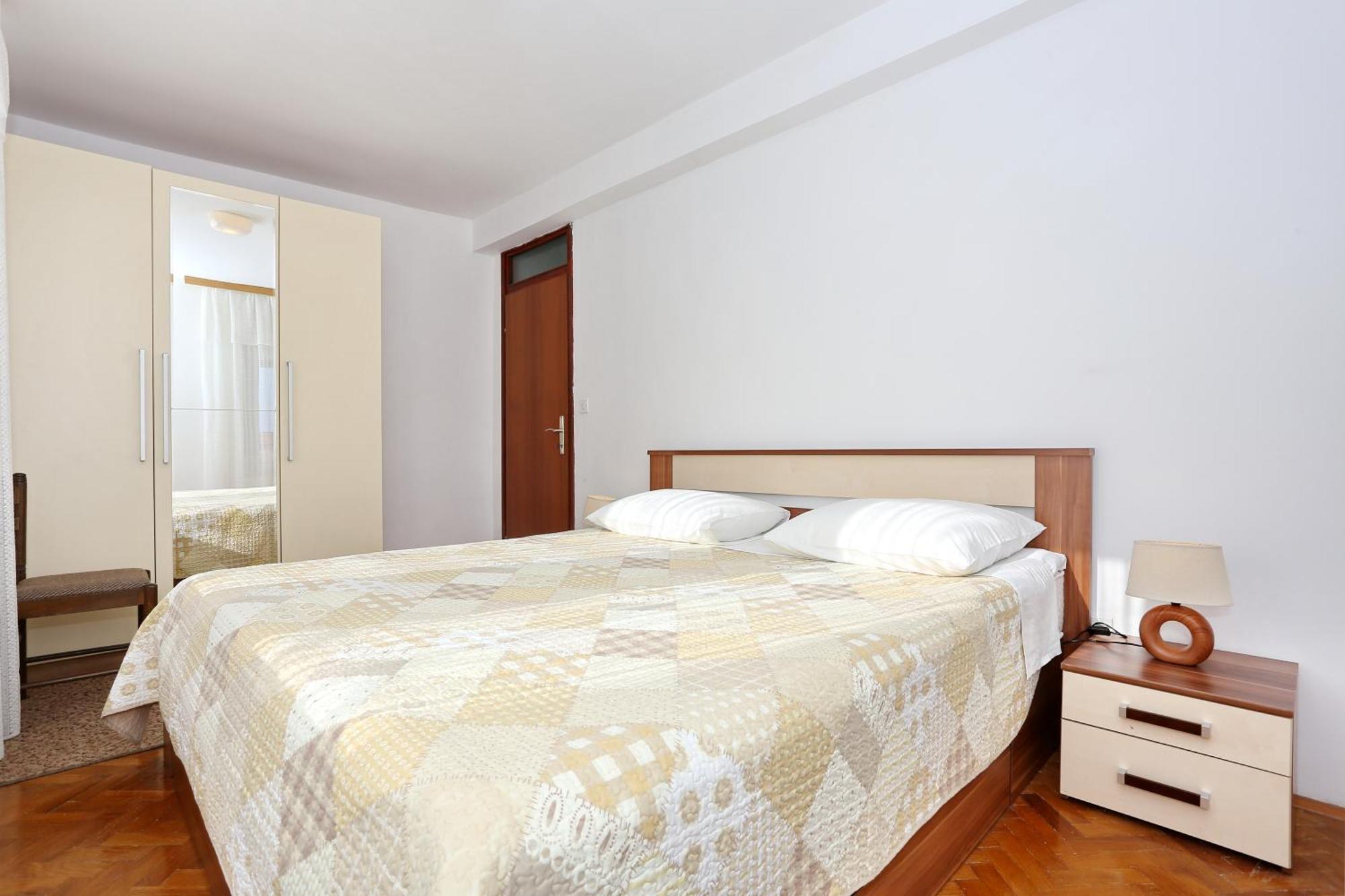 Apartments Olga Божава Экстерьер фото