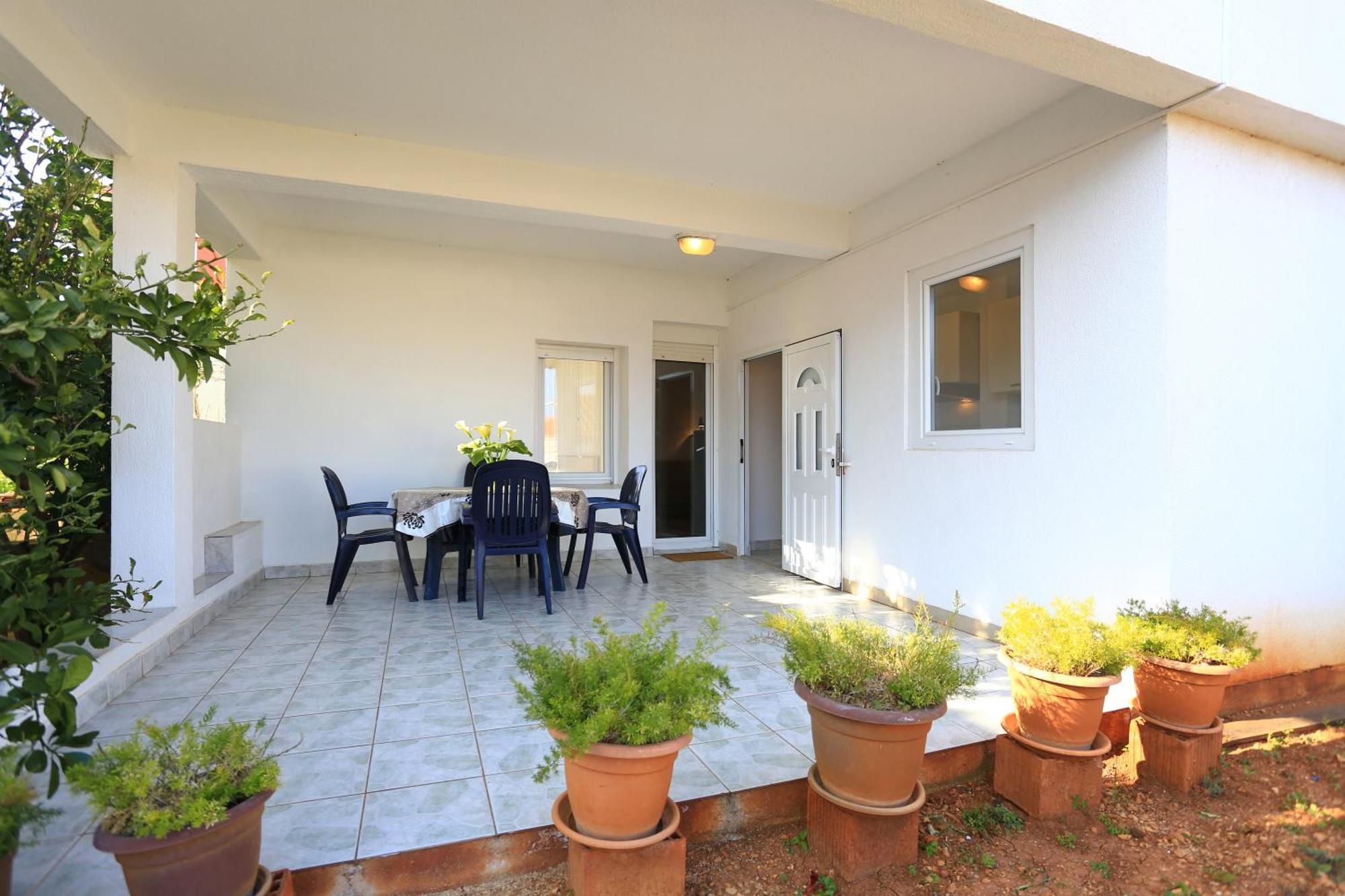 Apartments Olga Божава Экстерьер фото