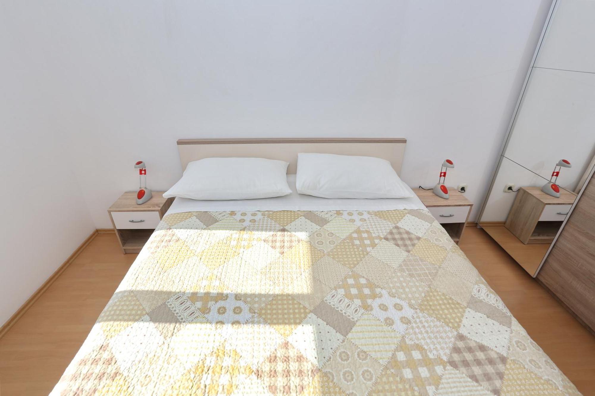 Apartments Olga Божава Экстерьер фото